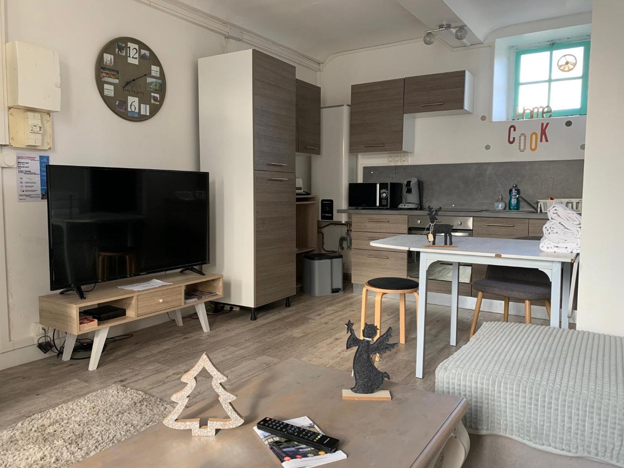 Omaha Beach Apartment *
